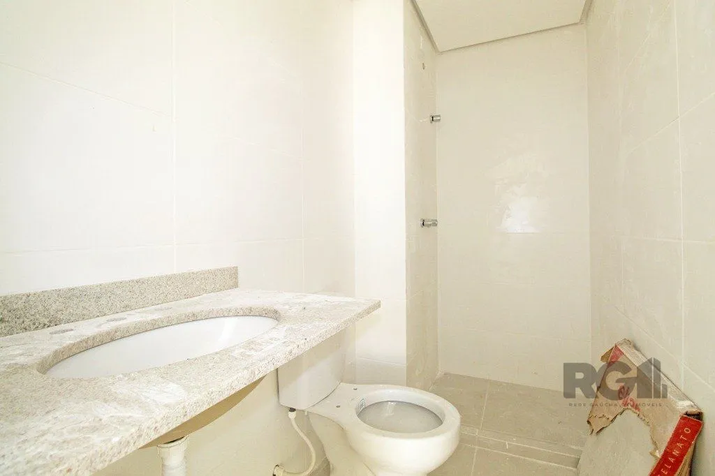 Imagem Apartamento 3 dorms à venda Rua Roque Calage, Passo da Areia - Porto Alegre