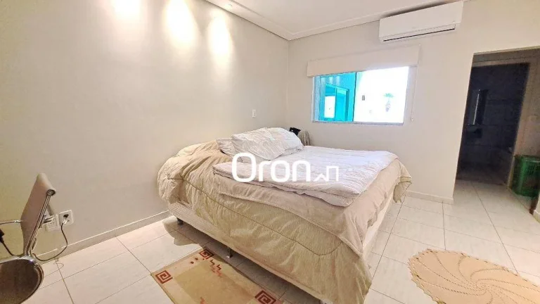 Imagem Casa com 3 dormitórios à venda, 215 m² por R$ 919.900,00 - Residencial Village Santa Rita II - Goiânia/GO