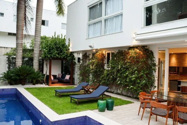 Imagem Casa impecável em todos os sentidos! Integração é a palavra de ordem nesse projeto maravilhoso a...