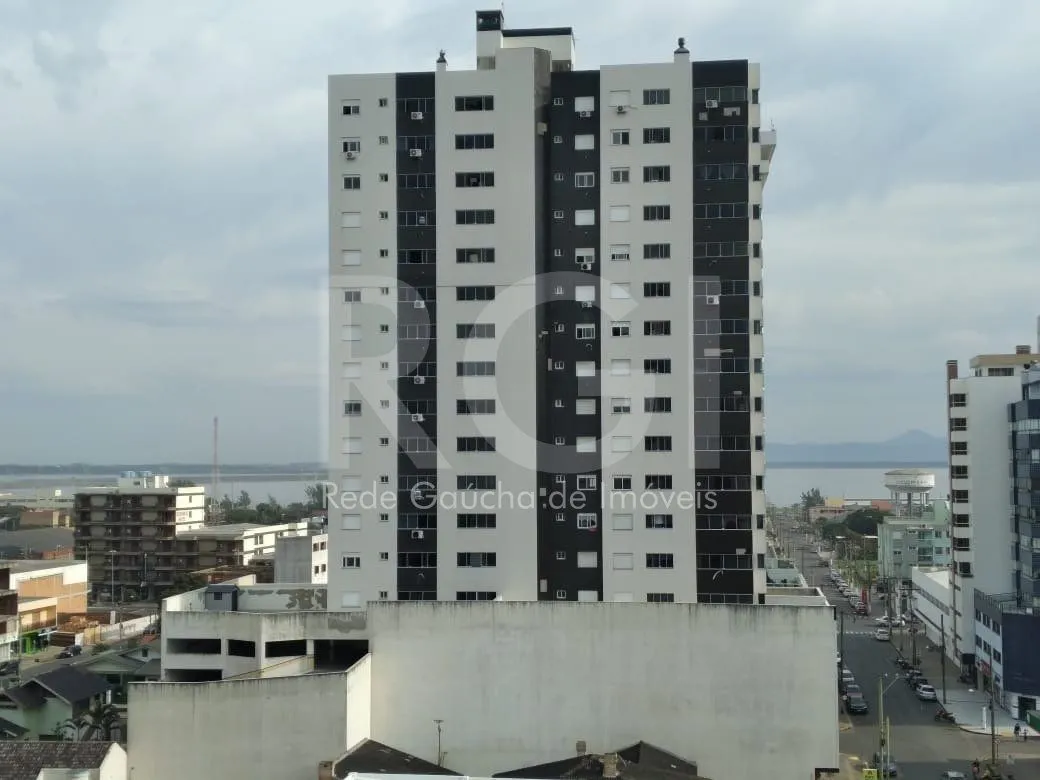 Imagem Apartamento com 3 Quartos e 3 banheiros à Venda, 129 m² Centro de Tramandaí
