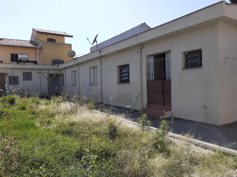 Imagem Oportunidade imperdível: Casa comercial para venda ou locação em Santo André-SP, Vila Camilópolis - 2 quartos, 1 banheiro, 2 vagas, 440 m²!