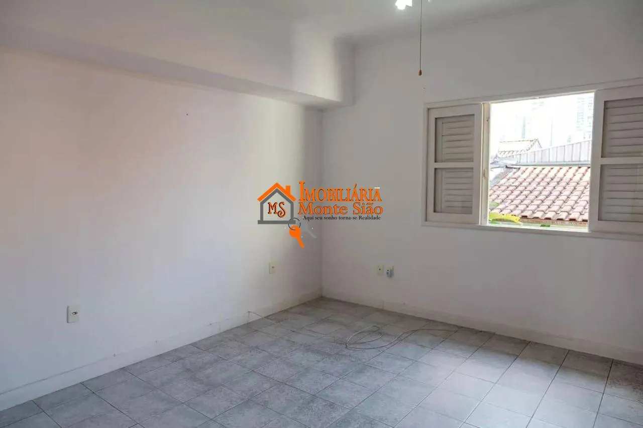 Imagem Casa com 3 dormitórios à venda, 180 m² por R$ 1.200.000,00 - Centro - Guarulhos/SP