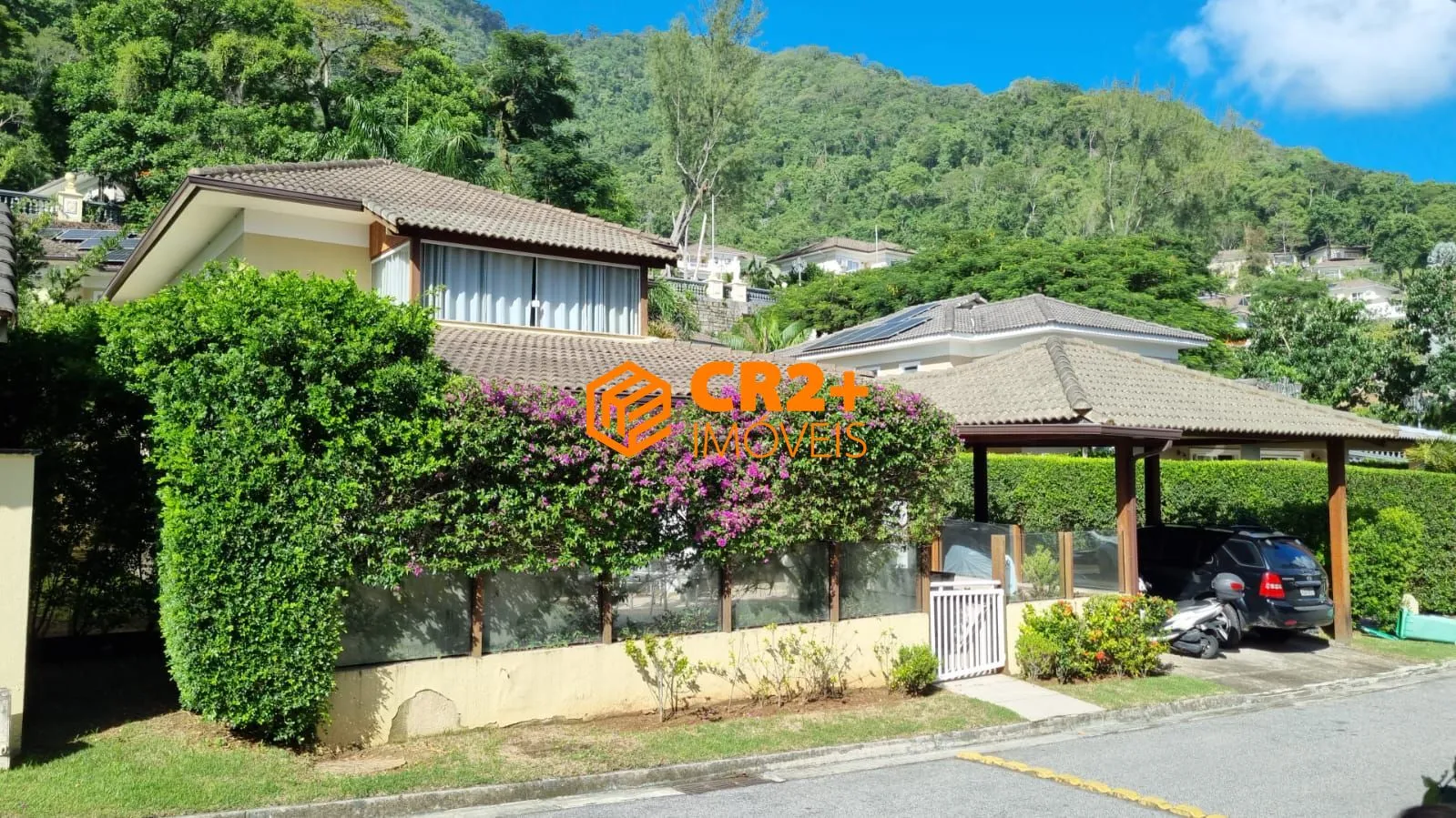 Foto do imóvel Vendo casa alto padrão 06 quartos, 02 suítes, 450m2, 02 vagas de garagem no Recr em Estrada do Pontal, 3820 - Recreio dos Bandeirantes, Rio de Janeiro - RJ