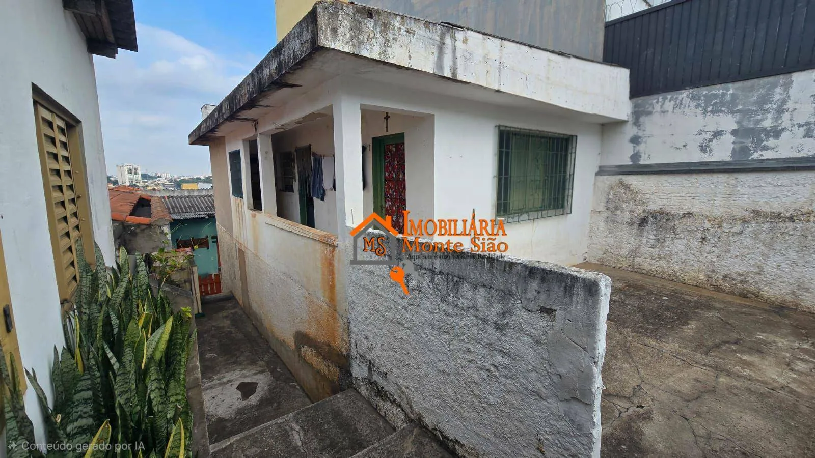 Imagem Casa com 5 dormitórios à venda, 269 m² por R$ 1.000.000,00 - Jardim Santa Mena - Guarulhos/SP