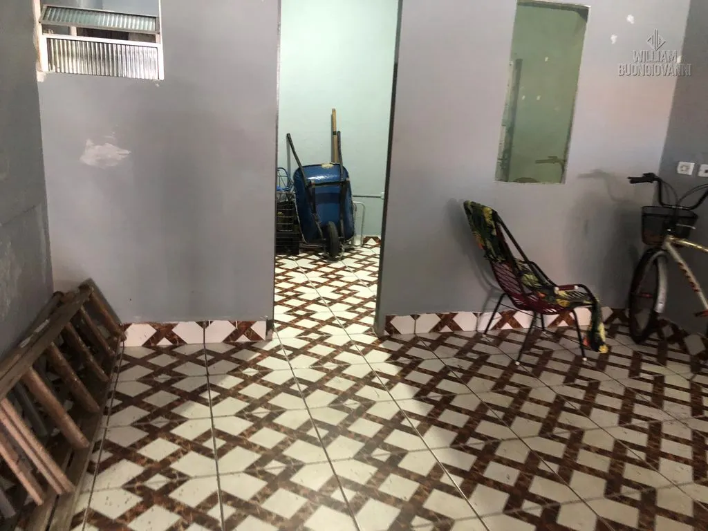 Imagem 2 casas e 1 galpão em Praia Grande, Baln. Maracanã a 300 mts da praia