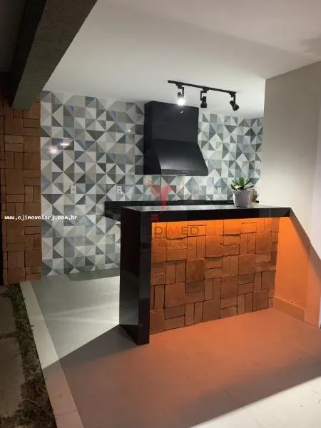 Imagem Casa 4 dormitórios 2 suítes 326m² 2 vagas Portinho Cabo Frio/RJ