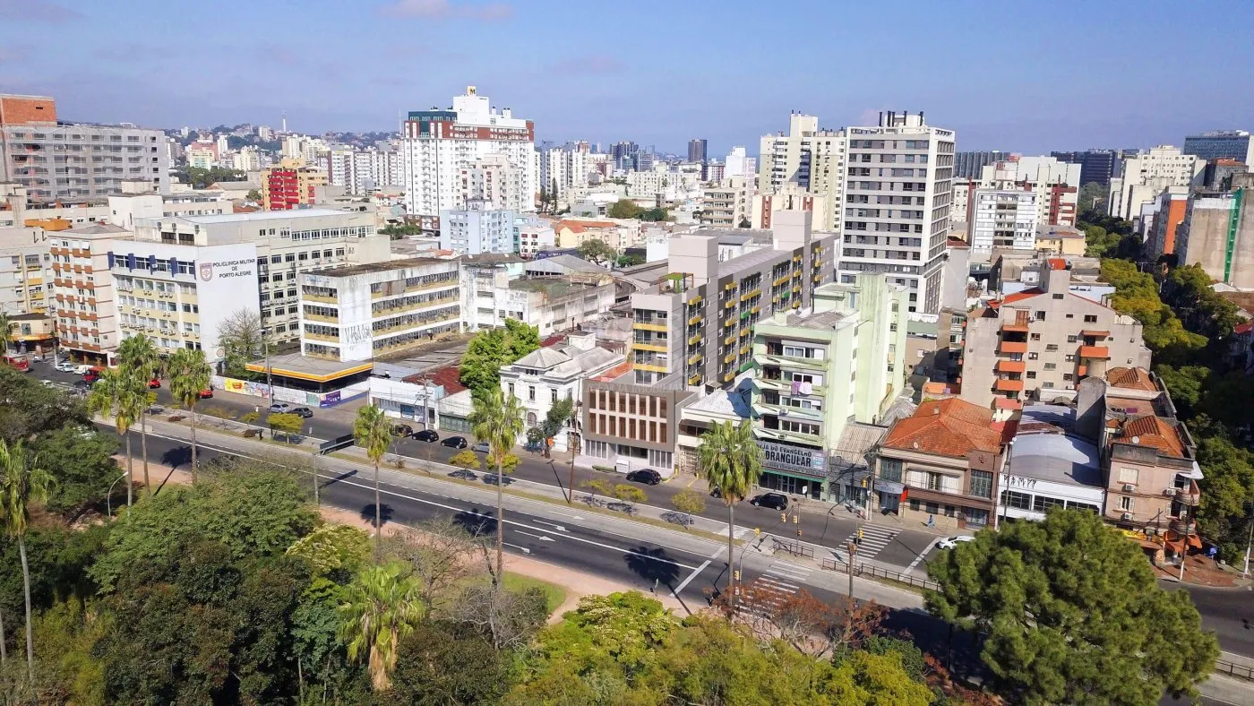 Imagem Excelente apartamento com vista à venda em Porto Alegre
