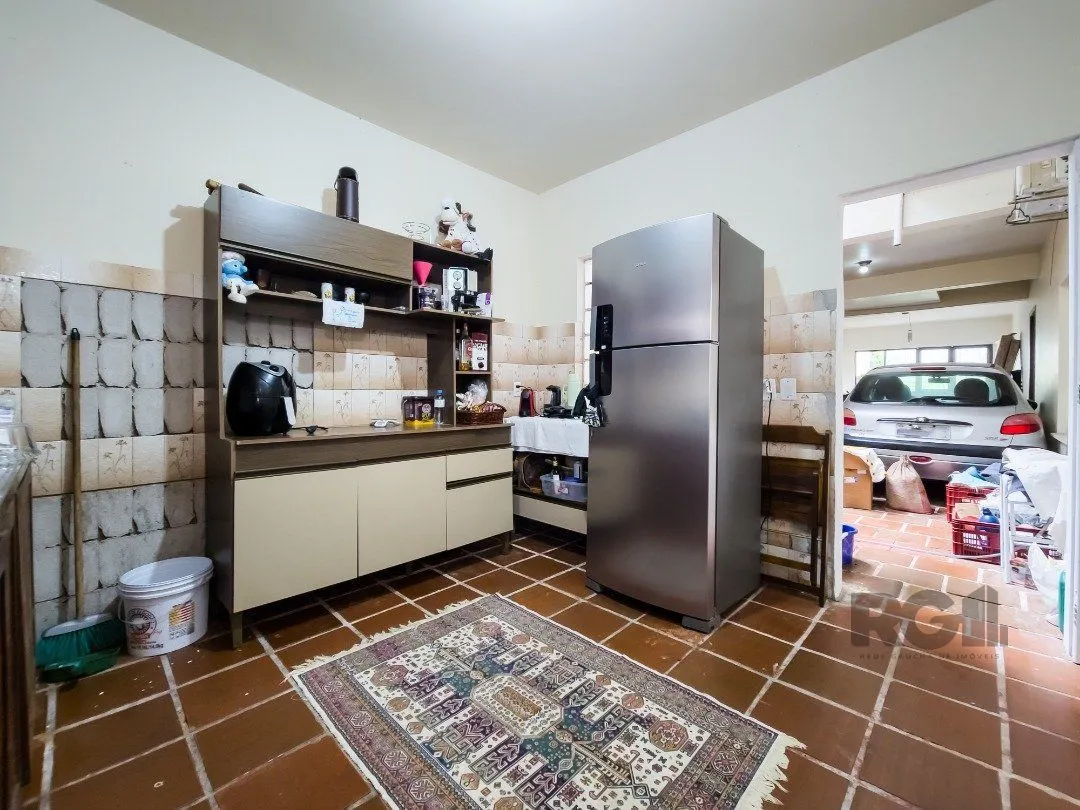 Imagem Casa para Venda - 210m², 3 dormitórios, sendo 1 suites, 2 vagas - Tristeza