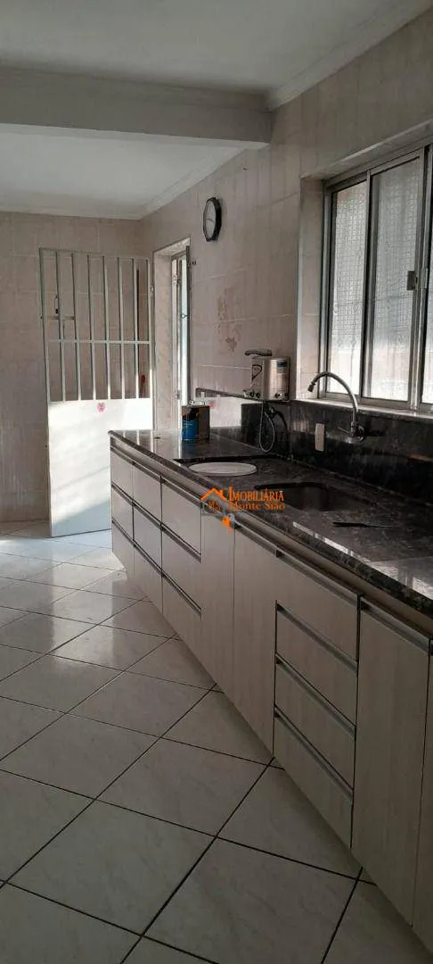 Imagem Casa com 5 dormitórios à venda, 250 m² por R$ 800.000,00 - Cidade Serodio - Guarulhos/SP