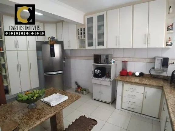 Imagem Casa linda com 3 quartos a venda com 230m²