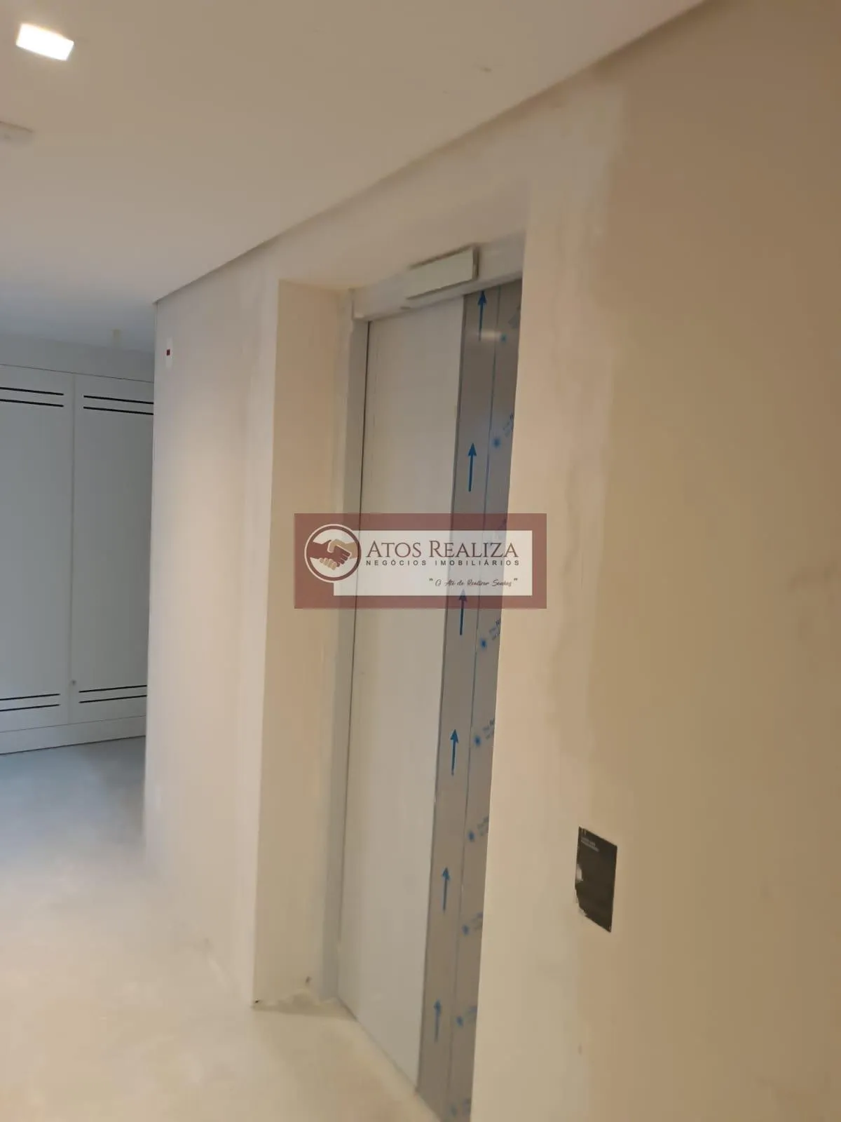 Imagem Apartamento à venda em Santo Amaro SP, 24m², 1 dormitório, sacada