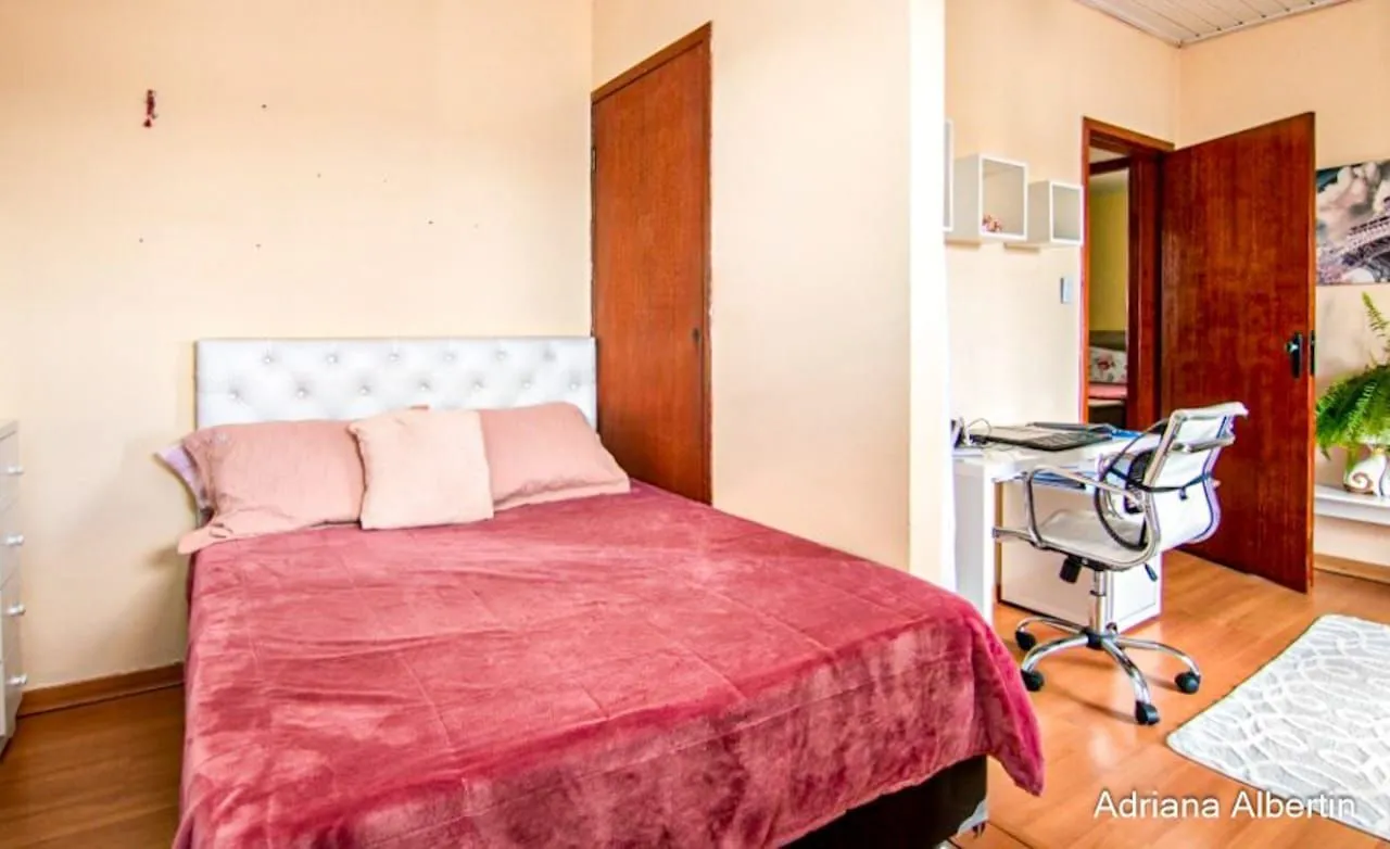 Imagem **Maravilhosa Casa Residencial no Partenon, Porto Alegre, Rio Grande do Sul!**