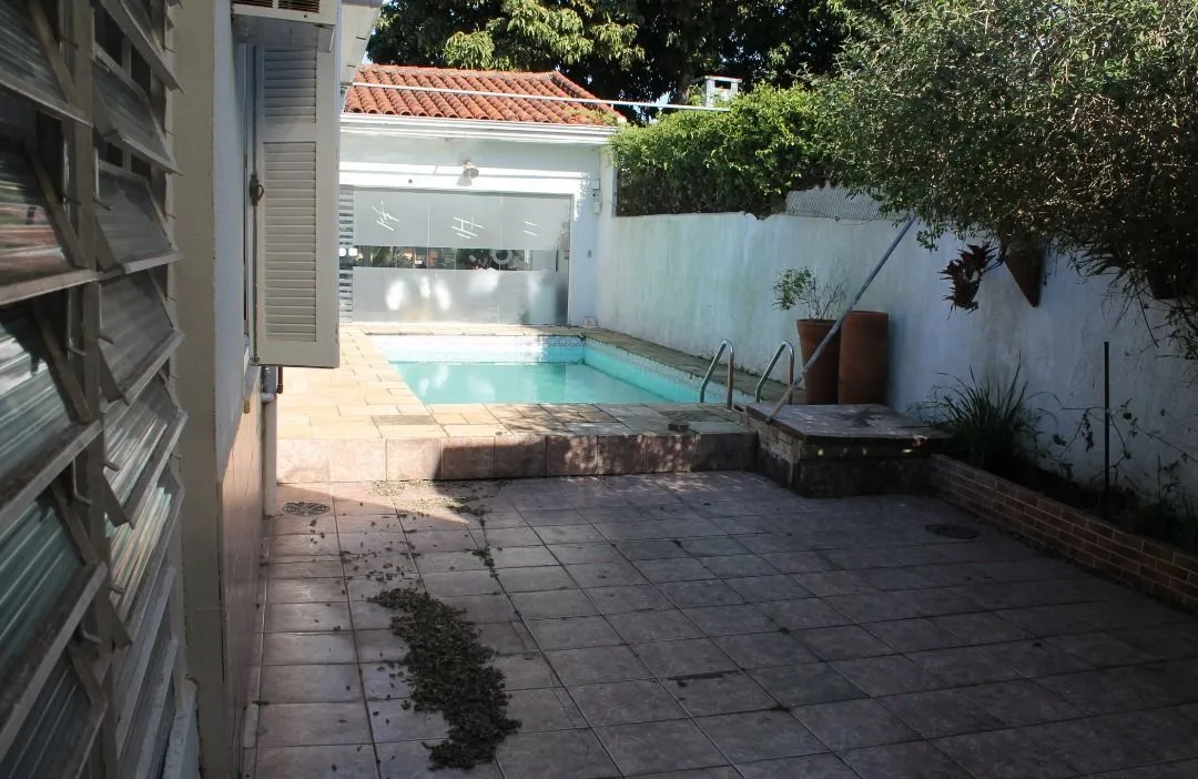 Imagem Casa para Venda - 221m², 3 dormitórios, sendo 1 suites, 4 vagas - Tristeza