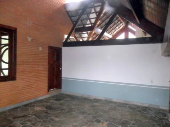 Imagem CASA DE ALTO PADRÃO PERTO DA PRAIA