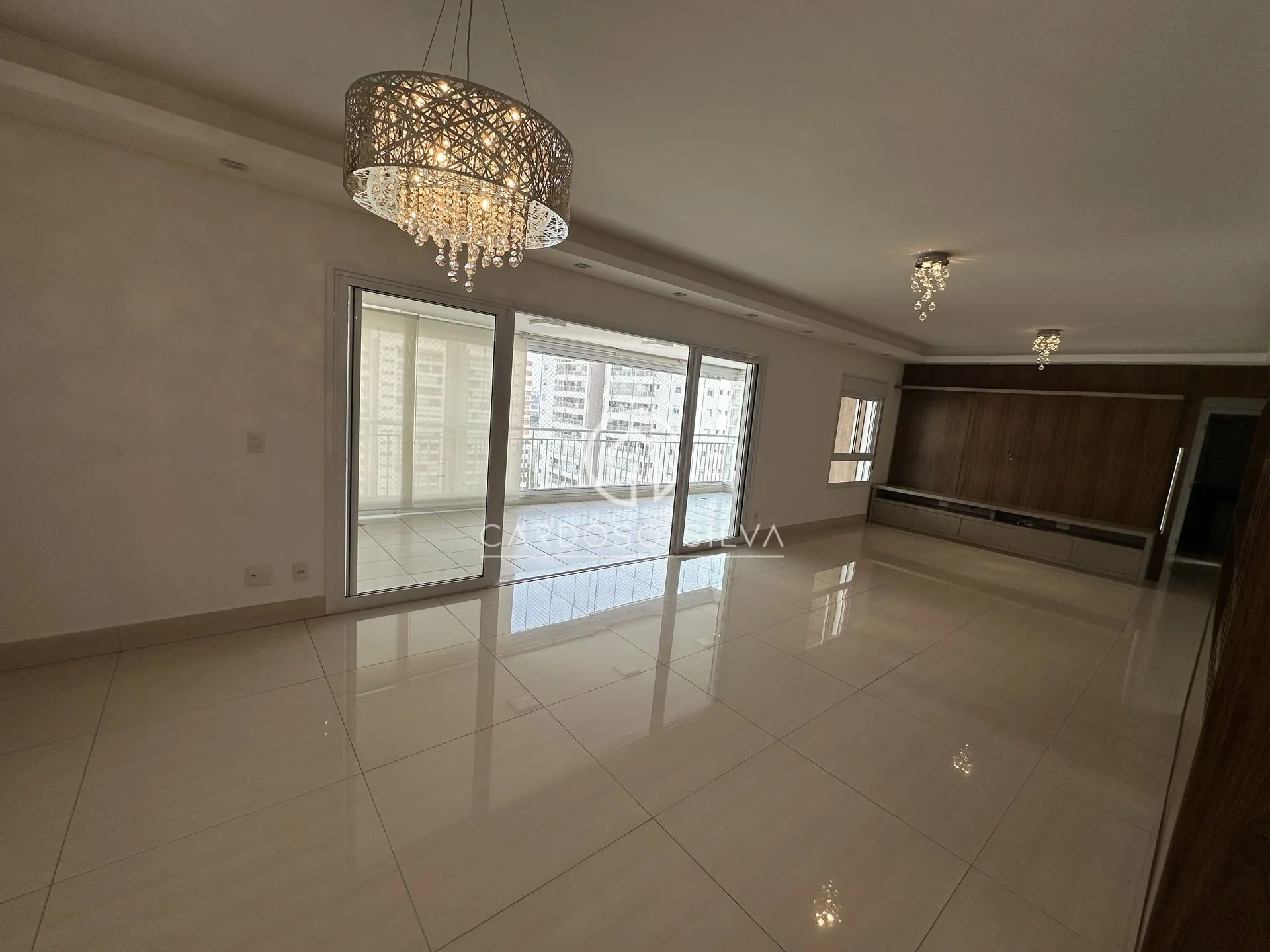 Espaço Cerâmica - Condomínio Premier - Apartamento de 162m2 com 03 suítes e 03 vagas de garagem - Lazer Completo
