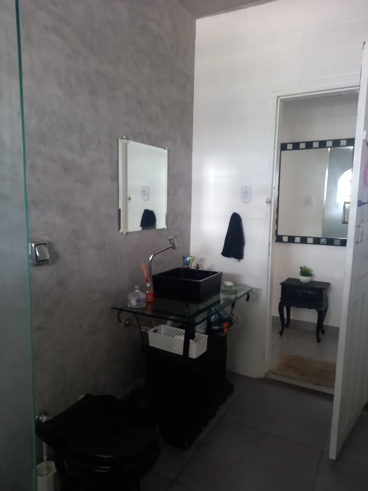 Imagem VENDO OU TROCO LINDA CASA NO BAIRRO CIDADE DUTRA! (ZONA SUL-SP).