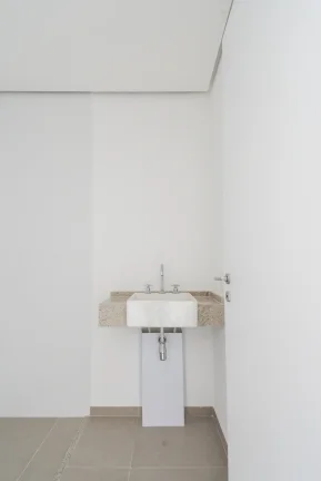 Imagem Studio 27M², 1Q, 1 Banheiro, Academia, Churrasqueira, Piscina, Salão de Festas e Jogos, Deck Molhado, Brinquedoteca, Bicicletário, Bar, Portaria 24h.