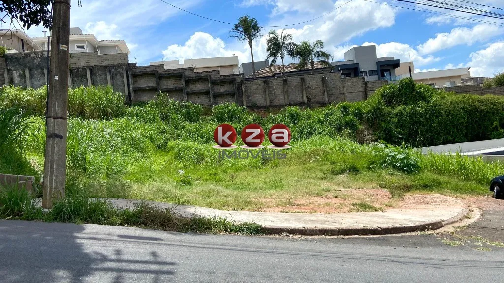 Imagem Excelente oportunidade de investimento: Terreno à venda em Valinhos-SP, no Bosque dos Eucaliptos, com 326,97 m² de área.