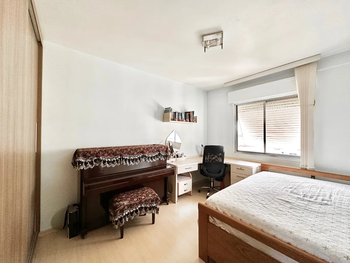 Imagem Apartamento para venda em Cambuci com 3 quartos, 135m2