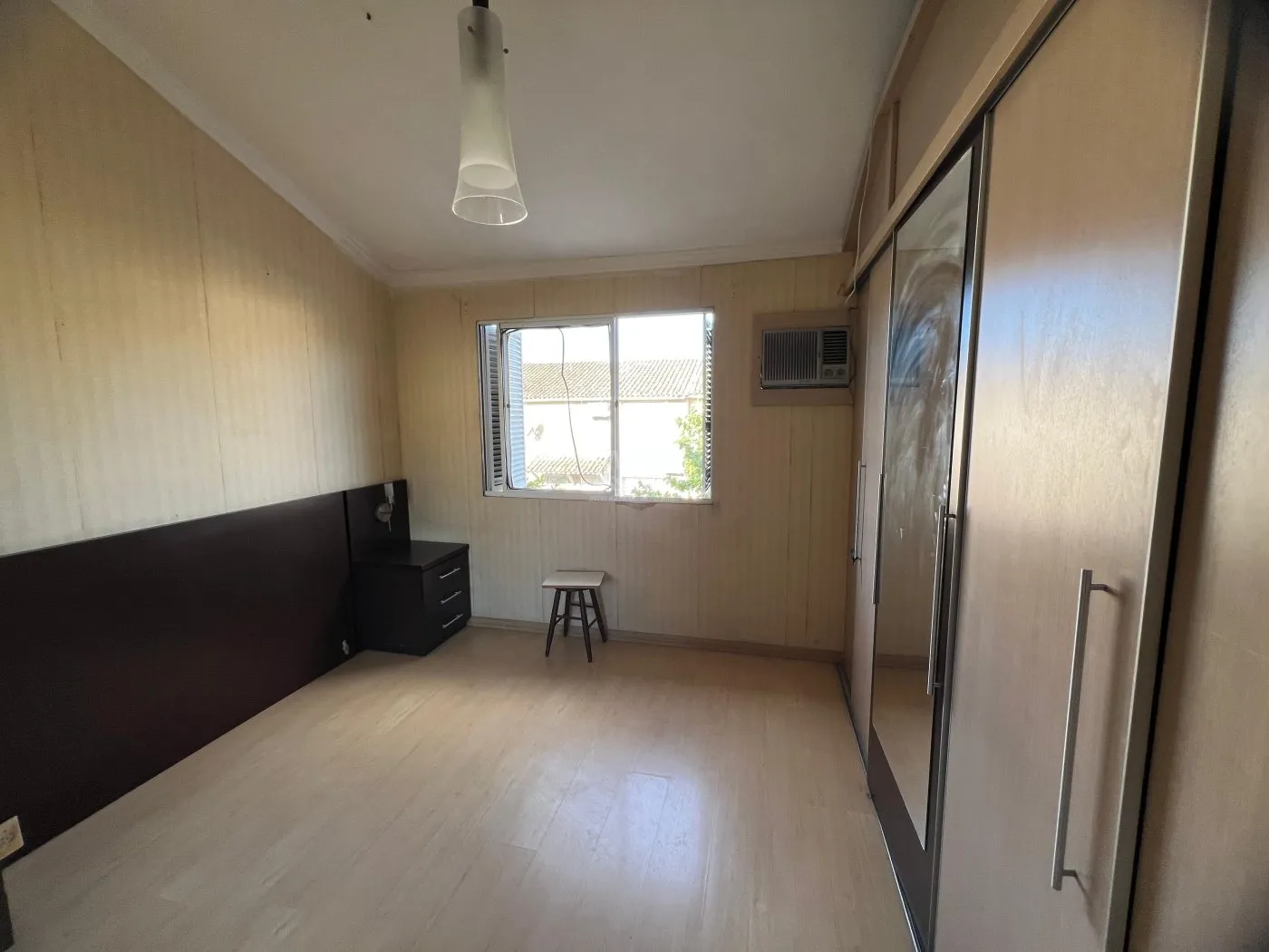 Imagem Sobrado mobiliado para locação - Residencial Jardim Lirius, Porto Alegre