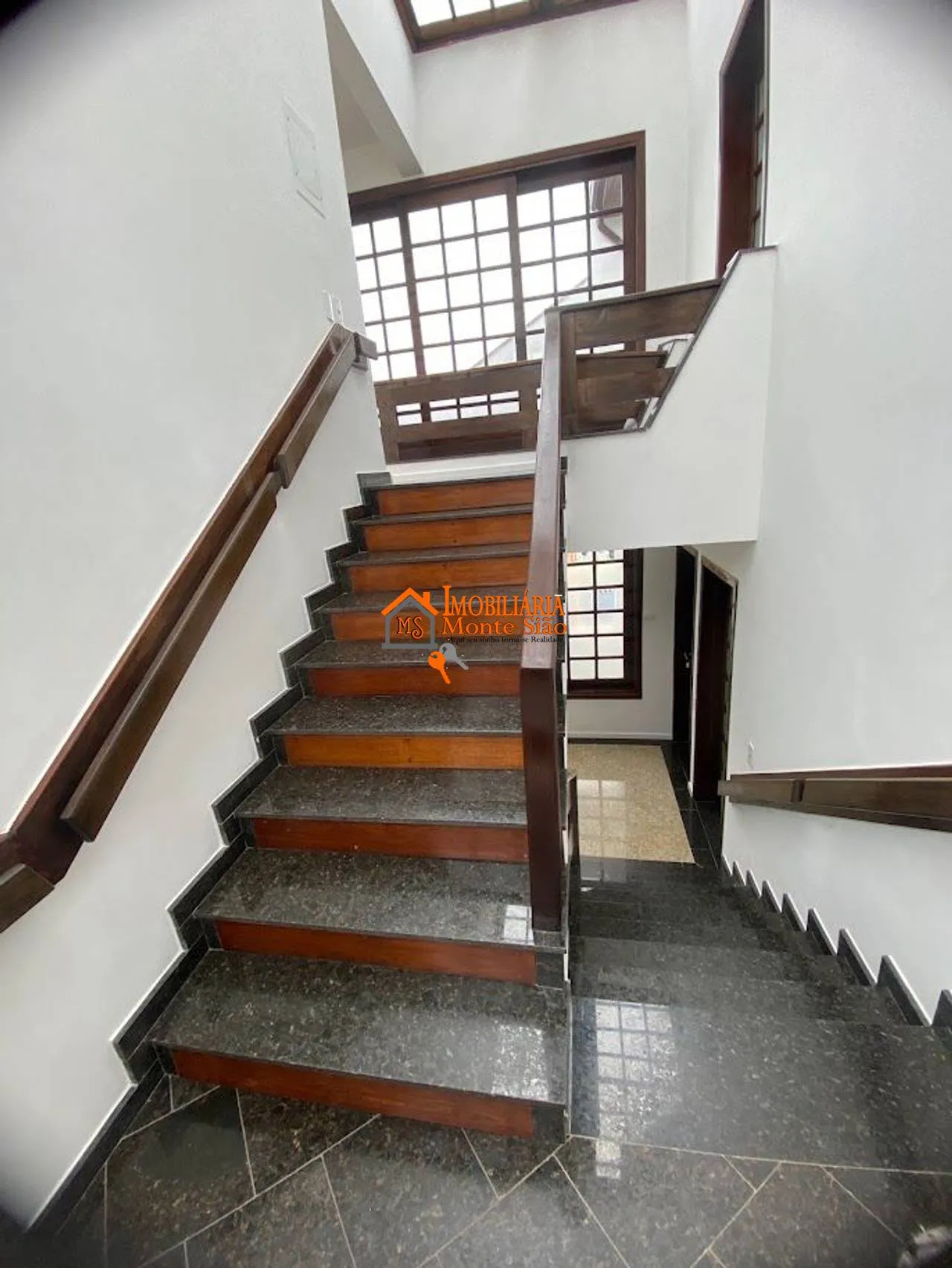 Imagem Casa para alugar, 500 m² por R$ 7.638,00/mês - Jardim Pinhal - Guarulhos/SP