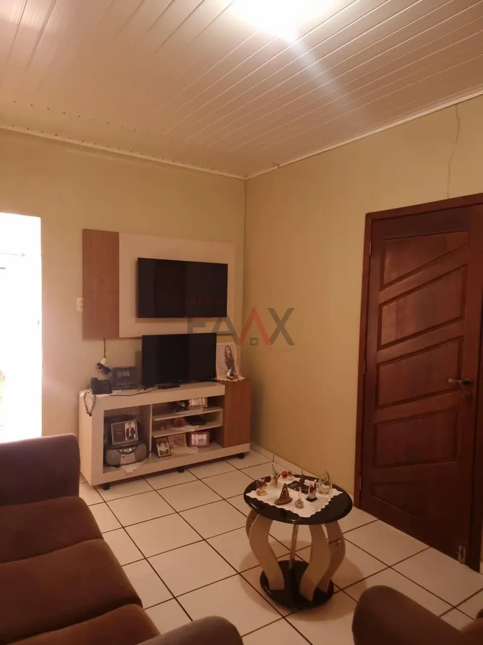Imagem Casa à venda com potencial de investimento, na XV DE NOVEMBRO, GUARAPUAVA - PR