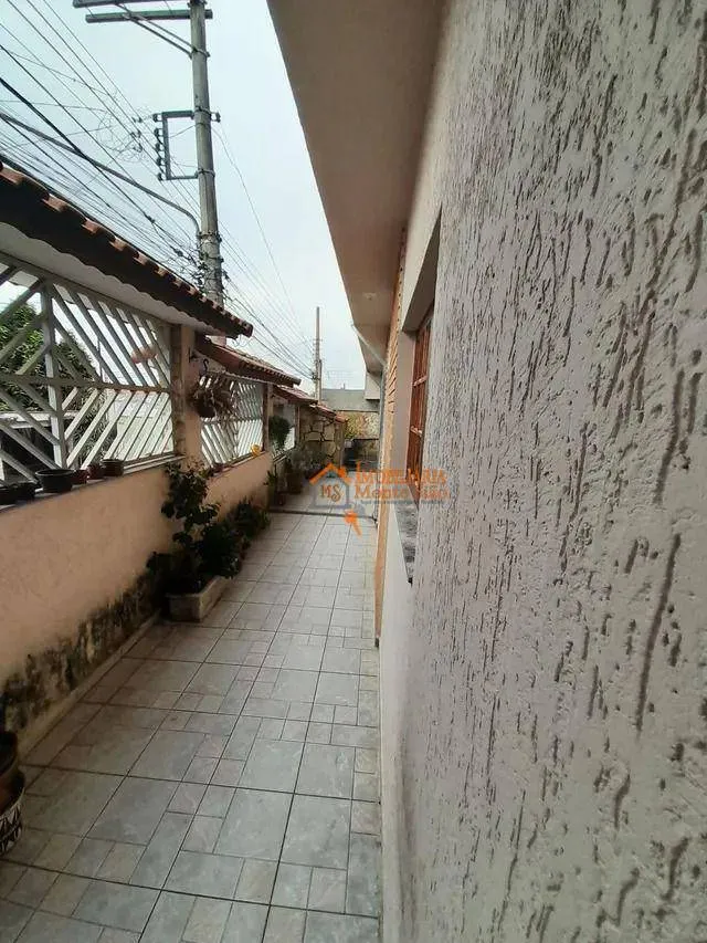 Imagem Sobrado com 3 dormitórios à venda, 236 m² por R$ 689.000,00 - Ponte Grande - Guarulhos/SP