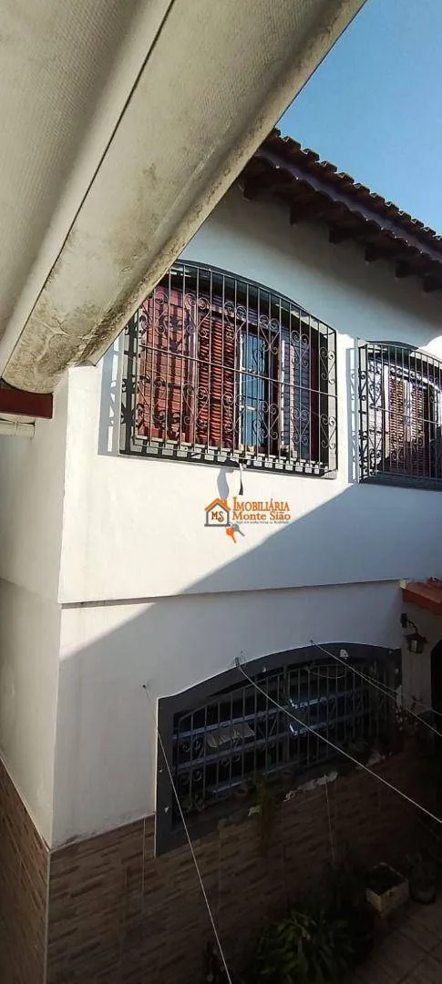 Imagem Sobrado com 3 dormitórios à venda, 170 m² por R$ 950.000,00 - Jardim Pinhal - Guarulhos/SP
