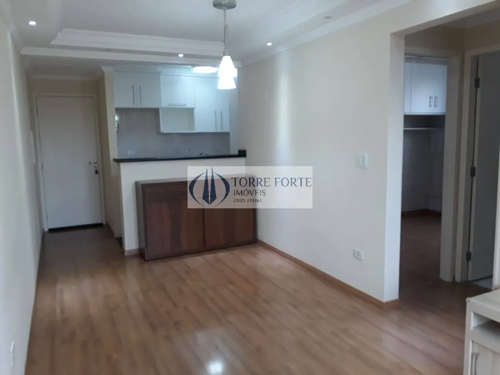 Imagem Apartamento com 2 dormitorios 1 vaga , varanda na Vila Guilhermina .