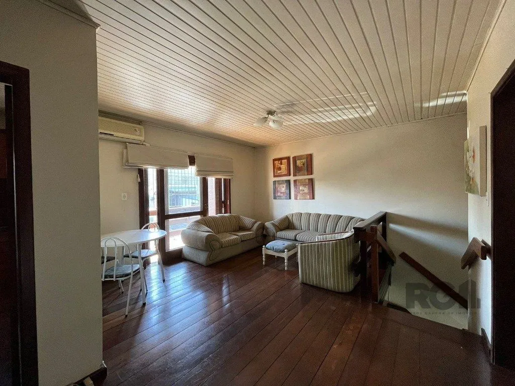 Imagem Casa de 262m², bairro Anchieta