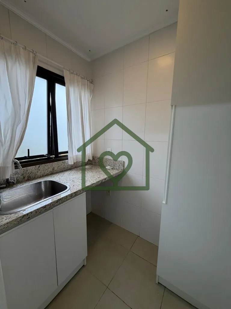 Imagem Vendo excelente apartamento semi mobiliado, poucos metros do Medplex, conta com 89 m² de área úti...