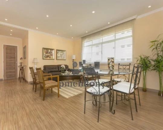 Imagem Apartamento com amplo living para 2 ambientes, aconchegante, bem arejado, lavabo, área de serviço ...