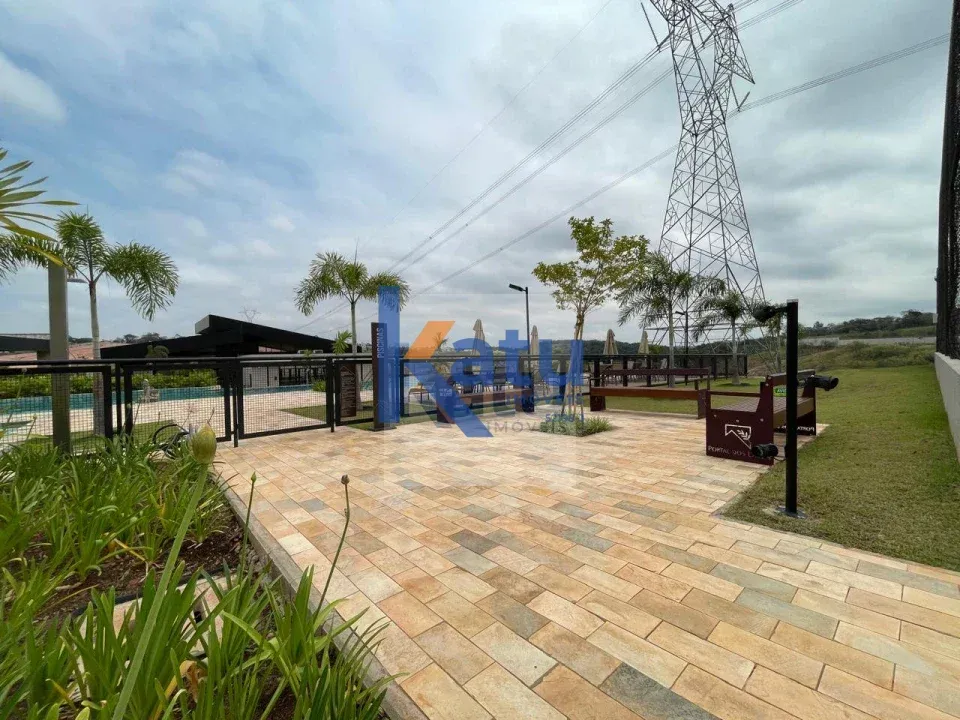 Imagem Terreno à venda no Condomínio Portal dos Lagos  Jundiaí/SP
Terreno com 420 m² de área total, ...