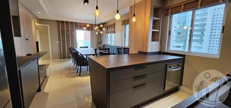 Imagem Luxo à Beira-Mar Cobertura Duplex na Barra Sul de BC 5/4 5 V