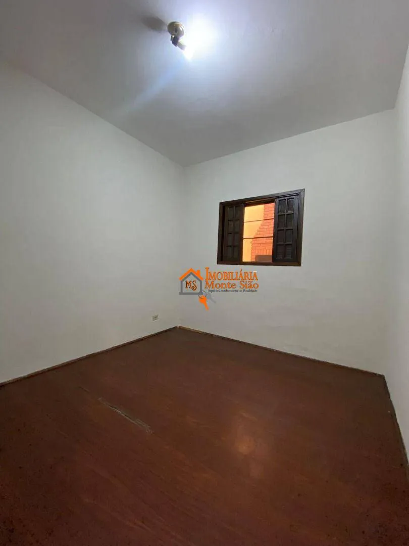 Imagem Casa Assobradada à Venda no Centro de Guarulhos - 3 Dorms e Suíte!