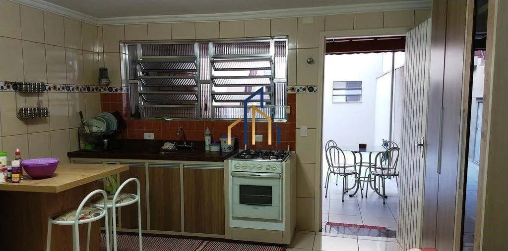 Imagem Sobrado para Venda em Santo André / SP no bairro Vila Curuçá