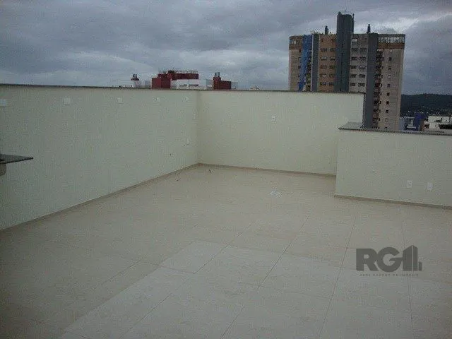 Imagem Excelente cobertura com 4 vagas no Centro de Novo Hamburgo