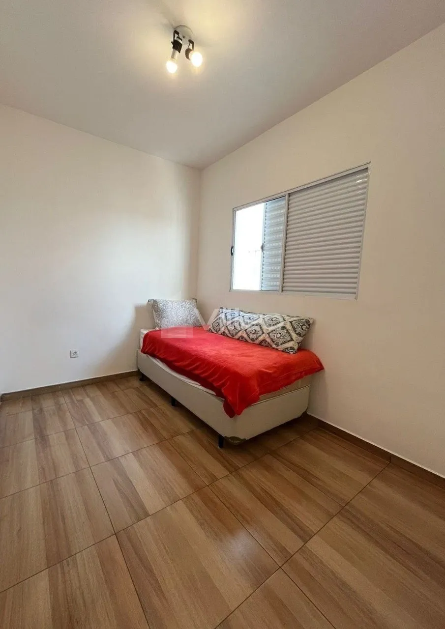 Imagem Excelente oportunidade para quem busca conforto, segurança e praticidade! Esta bela casa térrea es...