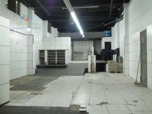 Imagem Salao-comercial-Padrao-para-Venda-em-Jardim-Passargada-I-Cotia-SP