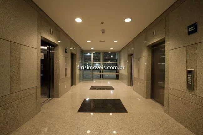 Imagem Conjunto Comercial com 541m2 na Av. Brigadeiro Faria Lima.
