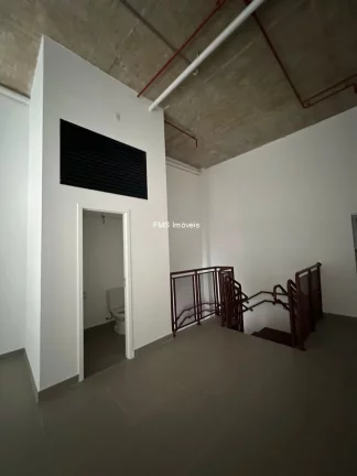 Imagem Loja com 102m2 na Vila Clementino.