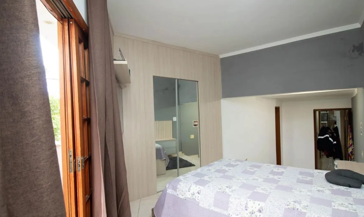 Imagem Sobrado com 2 dormitórios à venda, 318 m² por R$ 478.000 - Parque Continental - Guarulhos/SP