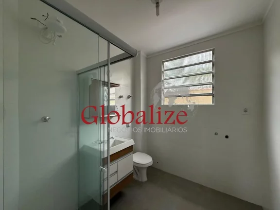 Imagem Apartamento com 70m², 2 dormitórios (1 suíte) à venda na Ponta da Praia por R$465.000,00.