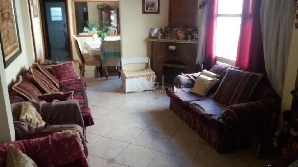 Imagem Casa para Venda - 142m², 3 dormitórios, sendo 1 suites, Partenon