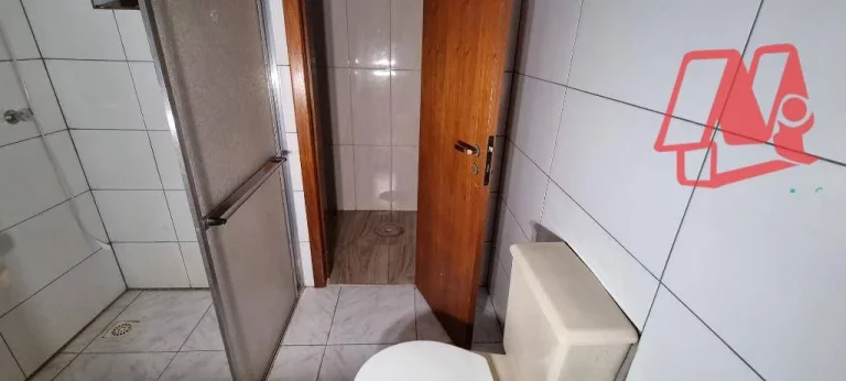 Imagem Apartamento térreo com 2 dormitórios no bairro Auxiliadora - Porto Alegre/RS