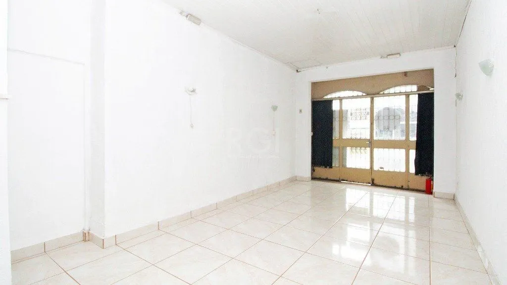 Imagem Casa Comercial em Passo da Areia