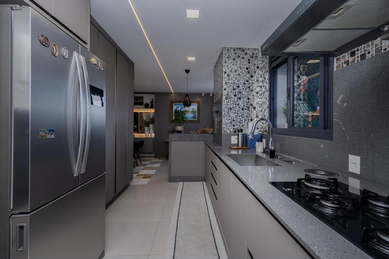Imagem Apartamento com vista para o mar à venda com 176.8m2 por R$ 8.500.000,00