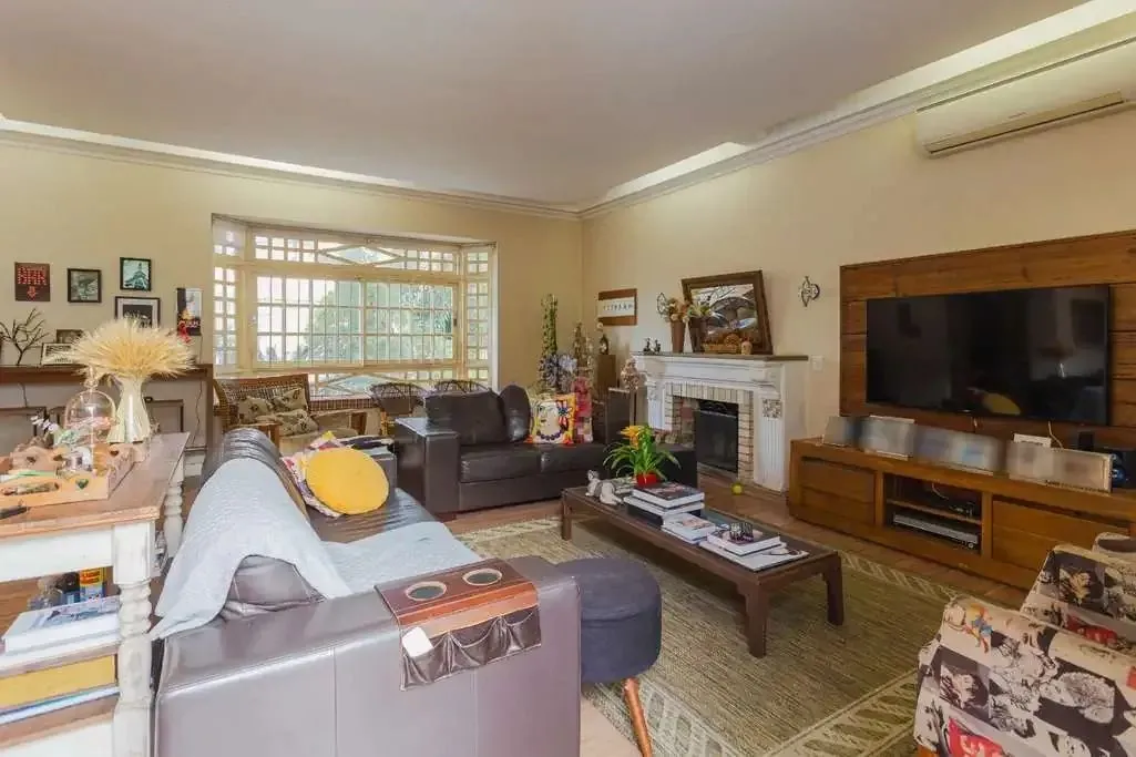Imagem Casa ampla com piscina e edícula no Jardim Lindóia