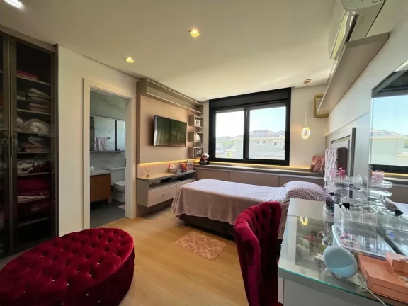 Imagem Casa em Condomínio para venda no bairro Vila Nova em Porto Alegre