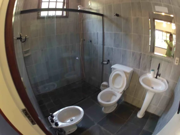 Imagem Pacote para 2023 valor de R$ 25.000,00 para até 30 Ótima localização casa com piscina 7 suíts Praia do Tenório Localização Nobre